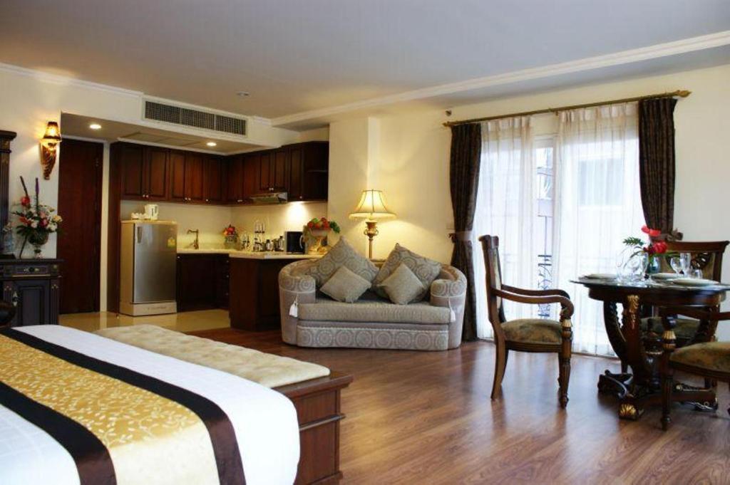 Lk Metropole Hotel Pattaya Værelse billede